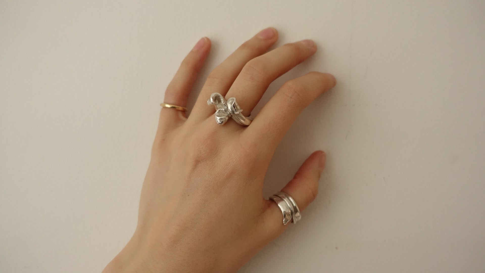 Hikime Mitsuro rings