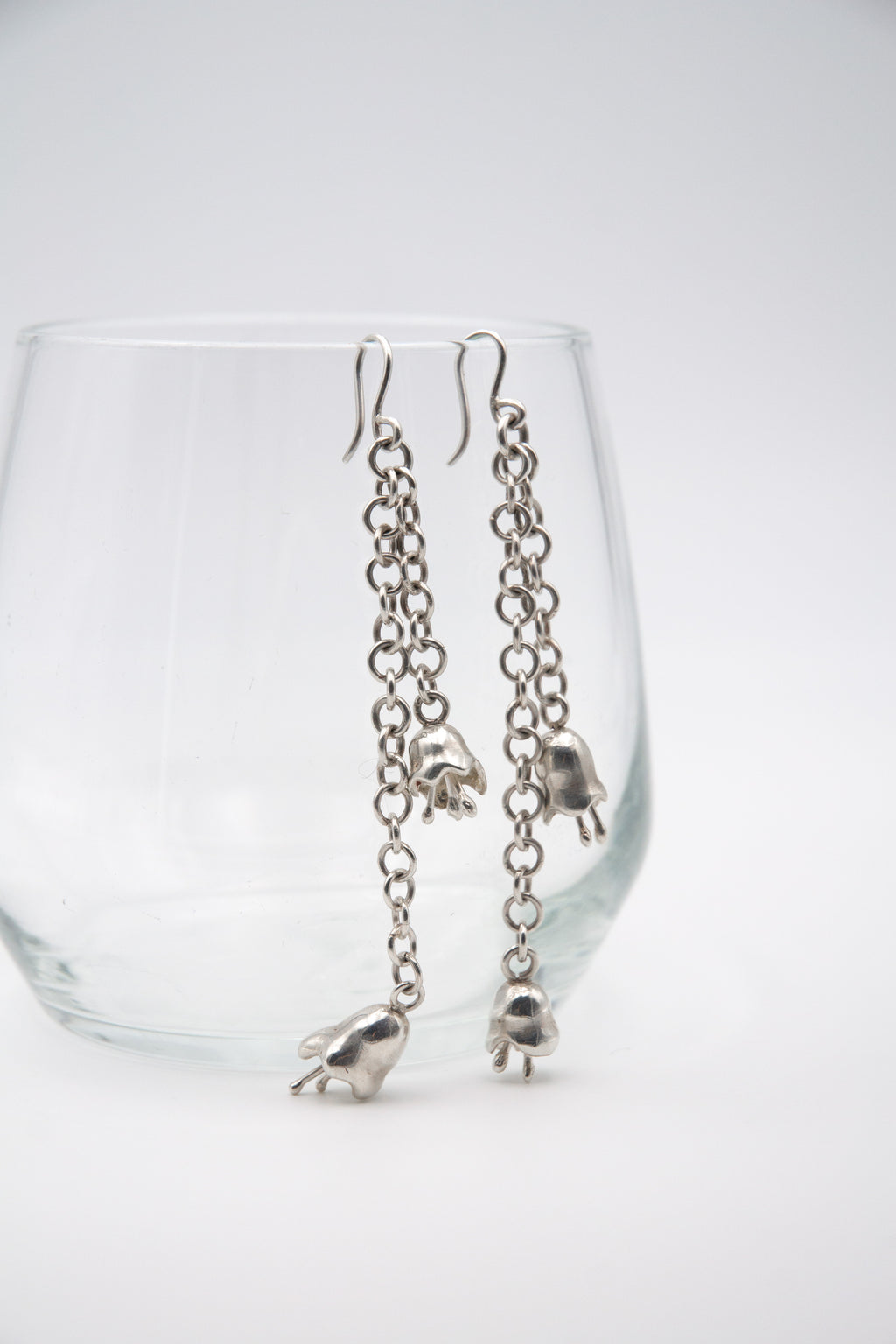 Clochettes earrings with handmade chain